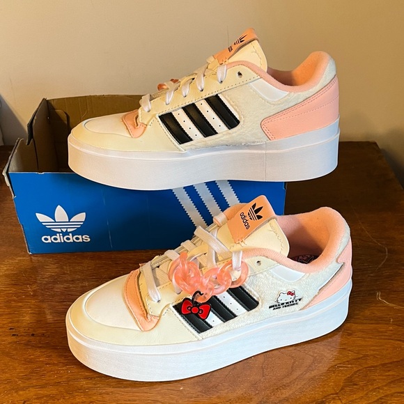 ADIDAS x HELLO KITTY Forum Bonega Shoes - Picture 9 of 16